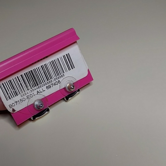 Betsey Johnson Doggy Earrings FINAL PRICE - Picture 2 of 2